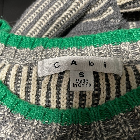 Cabi sleeveless knit trident sweater vest gray and green size small style # 885 - Picture 5 of 6